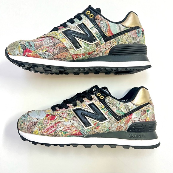 New Balance 574 - Picture 8 of 12